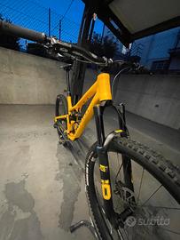 BICI  ENDURO COMMENCAL