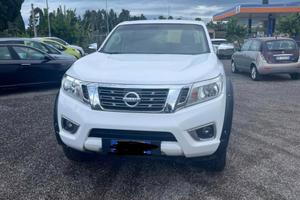 Nissan navara np 300
