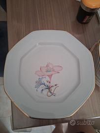 Servizio piatti Tognana fiore con bordo dorato