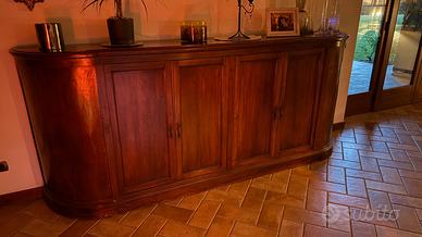 Credenza antica con angoli bombati 4 ante