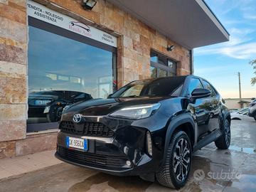 Toyota Yaris Cross 1.5 Hybrid 5p. E-CVT AWD-i Tren
