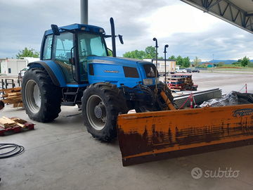 Landini Legend con lama da neve 105 cavalli