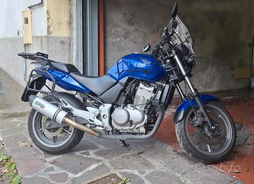 Honda Cbf 500 - 2004 - 30000 km - 2 bauletti 