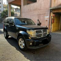 Dodge Nitro sx crd 2.8 - cambio automatico