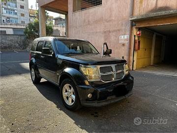 Dodge Nitro sx crd 2.8 - cambio automatico