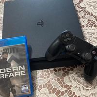 PS4 slim + 4 giochi