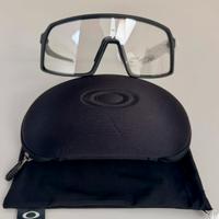 Occhiali sole Oakley SUTRO con lente fotocromatica