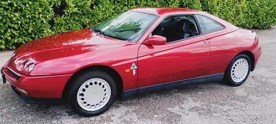 Alfa Romeo GTV 2.0i 16V Twin Spark cat 30 ANNI