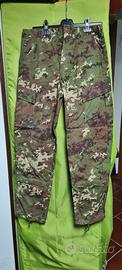 Abbigliamento militare comouflage Nuovo