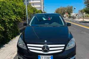 Mercedes-benz B 200 NGD Executive