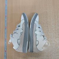 lanvin curb