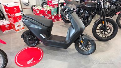 Honda EM1 e