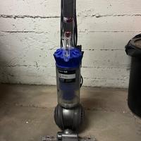 aspirapolvere dyson dc42 allergy