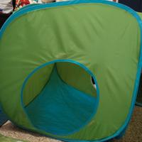 Tenda da giardino/ interno con 2 tunnel. Ikea.