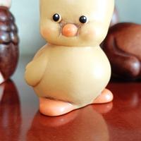 STATUETTA IN CERAMICA EGAN.