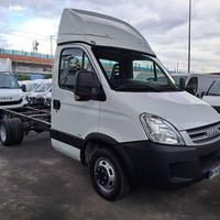 IVECO Daily 35C12 a telaio