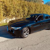 alfa romeo giulia tech edition