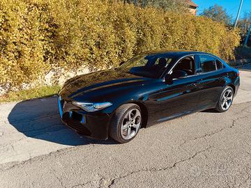 alfa romeo giulia tech edition