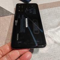 Huawei nova 5 T 6 gb +128 gb +2 cover e car veloce