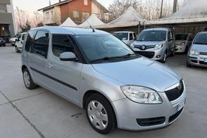 Skoda Roomster GPL