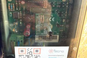 escavatore hitachi 130