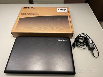 Notebook Toshiba Satellite AMD display 17"