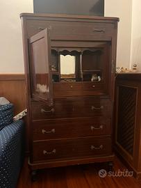 Mobile segreter Antico