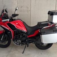 X-CAPE 650 rossa Moto Morini 2024