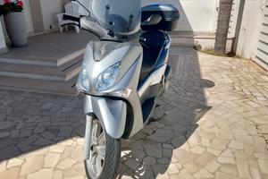 Yamaha x max city 250