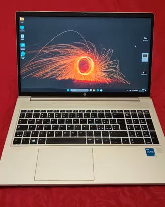 HP Probook 450G8,i5-11th,SSD 512,RAM 16gb,15.6”FHD