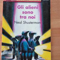 Gli alieni sono tra noi - libro per ragazzi