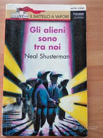 Gli alieni sono tra noi - libro per ragazzi