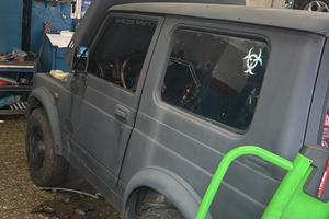 Suzuki samurai sj13