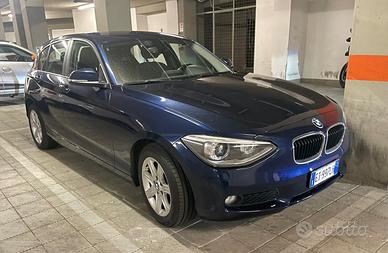 BMW, Serie 1-114d – Anno 2013 – 93.000 km – Blu