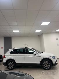 Volkswagen Tiguan 2.0 TDI 150 CV SCR DSG Elegance