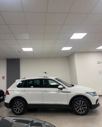 Volkswagen Tiguan 2.0 TDI 150 CV SCR DSG Elegance