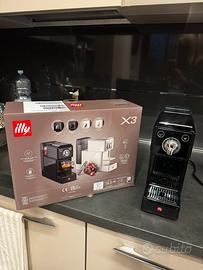 Macchina caffe espresso Illy