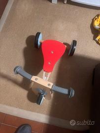 Triciclo in legno