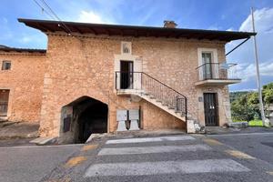 CASA SEMINDIPENDENTE A VEROLI