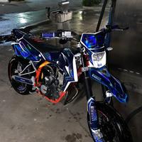 SWM SM125 R ABS(2021-2022)red-white