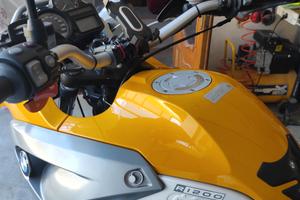 BMV GS 1200 tenuta molto bene 