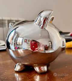 Salvadanaio a forma maialino