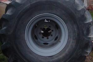 Ruote complete di gomma 67*3400-25 e cerchione