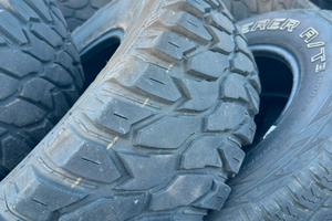 Gomme 225/75 r15 31’