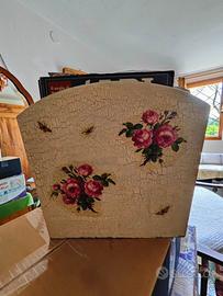 Porta riviste in legno con decoupage