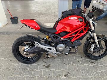 Ducati Monster 696 - 2009