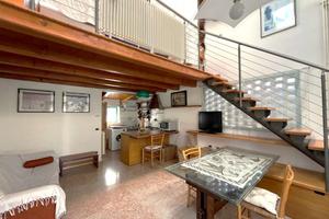 Marghera-Mini appartamento in duplex per aziende