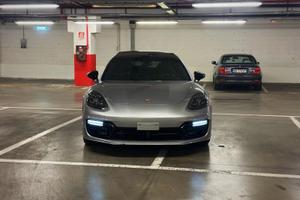 Porsche Panamera Gts