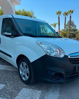 Opel Combo 1.6 CDTI