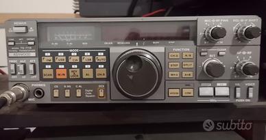 Kenwood TS 711 E